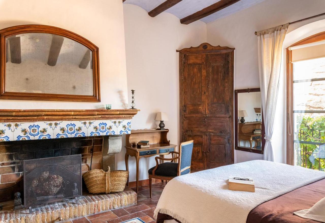 El Palauet De Monells - Adults Only Hotel Ngoại thất bức ảnh